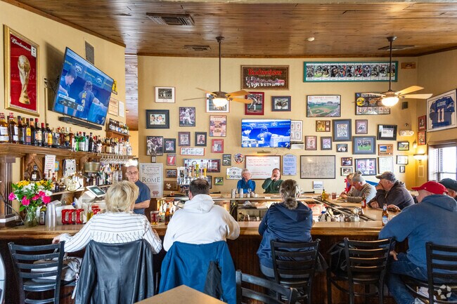 Enjoy drinks with friends and an Italian meal at Rome Restaurant, a short drive from West Wrentham, MA.