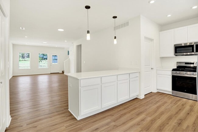 19541 Grassy Branch Rd, Westfield, IN 46074 - photo 5