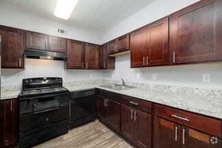 792 Jolly Ave S, Clarkston, GA 30021