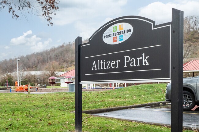 Residents of Altizer have close access to Altizer Park, where families can play together.