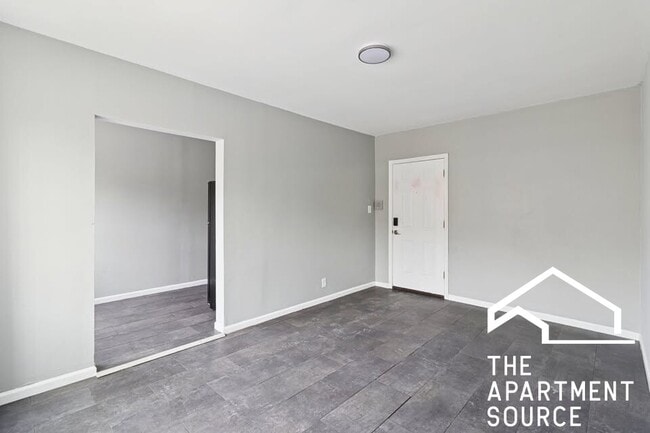 6228 S Western Ave unit 306, Chicago, IL 60636 - photo 5