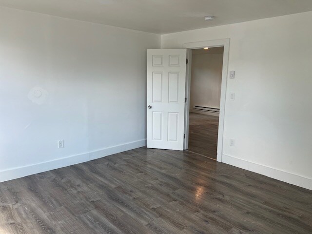 21 Winthrop St unit 2, Fitchburg, MA 01420 - photo 4