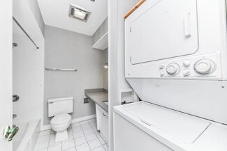 10308 Circle Dr Unit 304, Oak Lawn, IL 60453