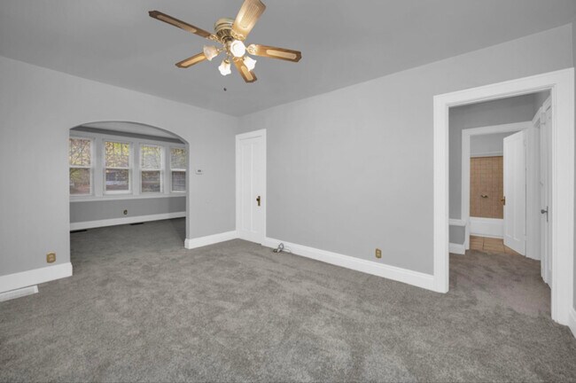 834 Hermosa Ave unit 1, Cincinnati, OH 45238 - photo 7