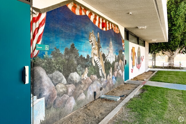 Harry Truman Elementary School has artistic murals inside the campus.