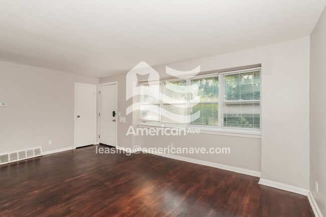 6619 Daly Rd, Cincinnati, OH 45224 - photo 3