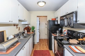 10615 SE 250th Place, Kent, WA 98030