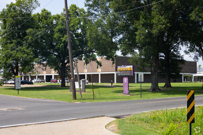 Wossman High School.