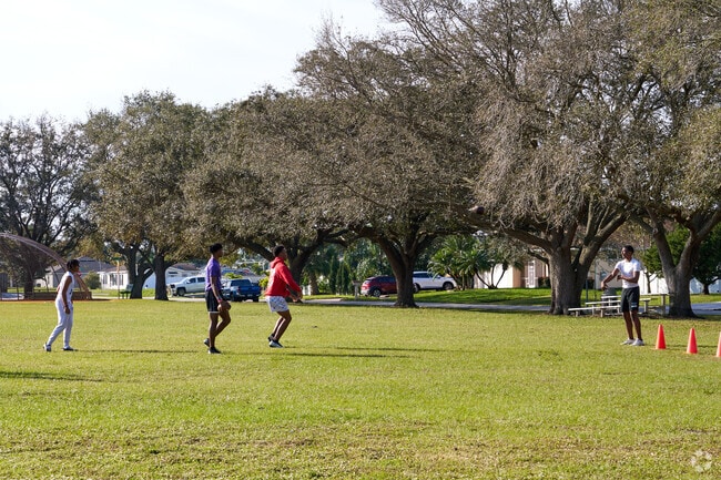 Northport Village is a great neighborhood with beautiful green spaces to enjoy the outdoors.
