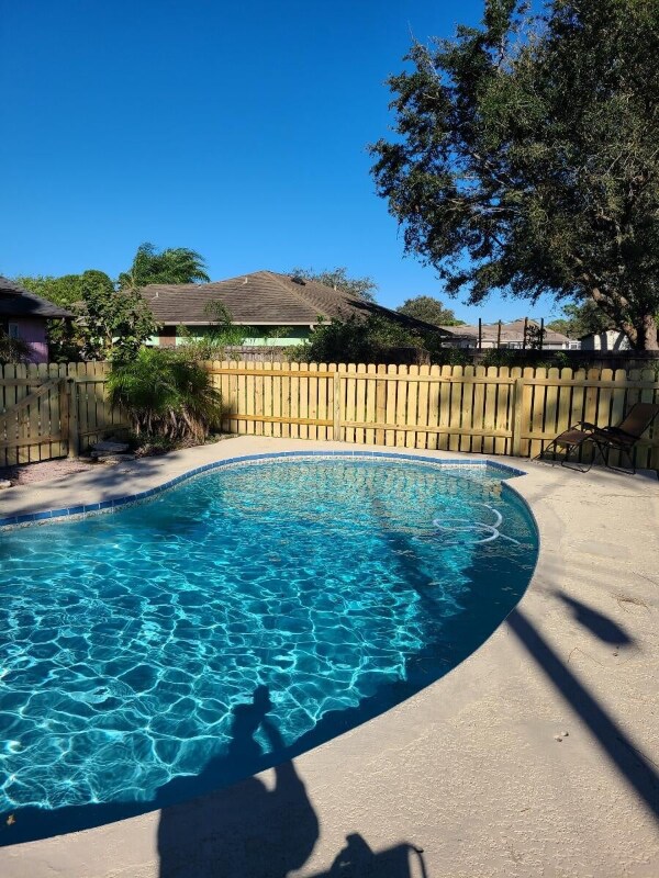 406 SE Justine Terrace, Port Saint Lucie, FL 34983