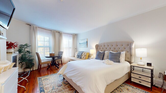 1029 Beacon St unit 14, Brookline, MA 02446 - photo 5