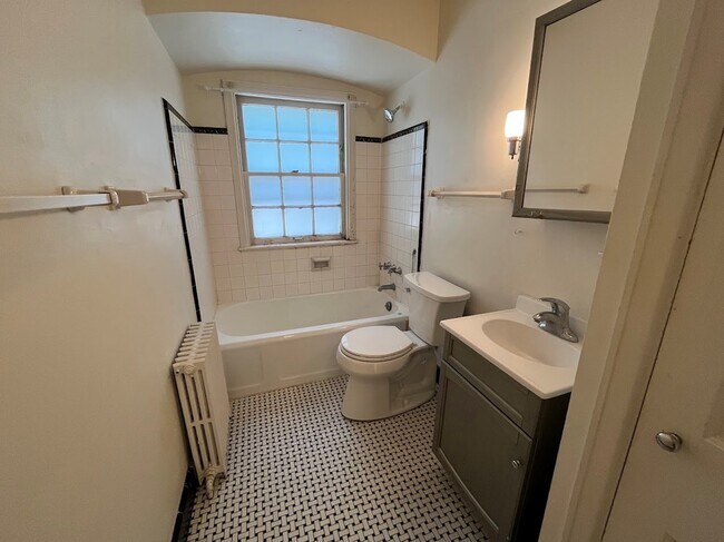 1406 Drake St unit 3, Madison, WI 53711 - photo 6