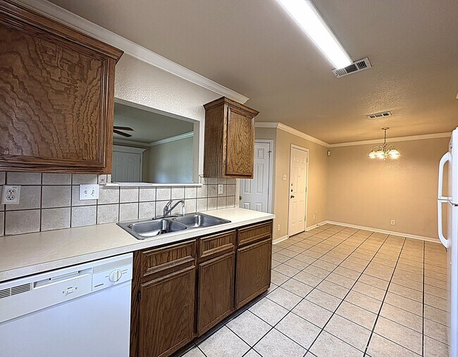 1412 van Zanten Ct unit B, Killeen, TX 76541 - photo 4