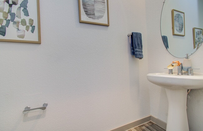 12806 Rainham Ln, Houston, TX 77047 - photo 3