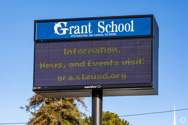 Grant Elementary School scores a C on Niche.