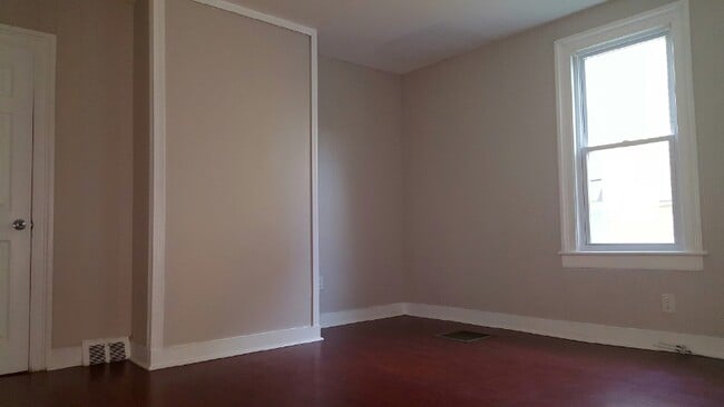 73 Orange St unit 1, Bridgeport, CT 06607 - photo 5