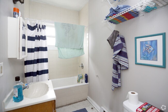 One Bedroom Apartment