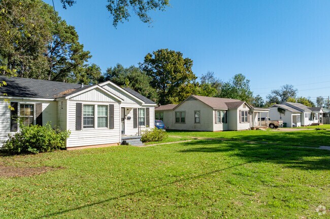 Homes in Shirley Park sit on modest lots.