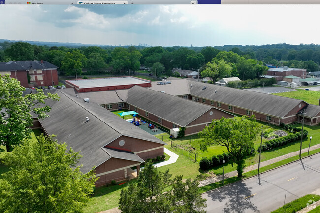 The students per counselor ratio at Robinson Elementary School is 366:1.