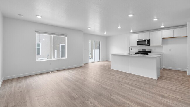 1488 E 720 N unit 1093, Salem, UT 84653 - photo 4