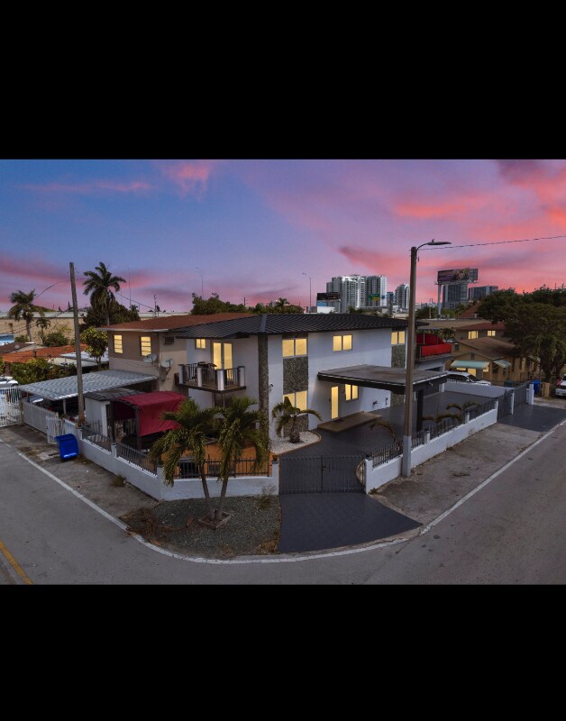 901 NW 22nd Place, Miami, FL 33125