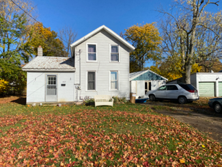 1417 Morton St, Lake Odessa, MI 48849