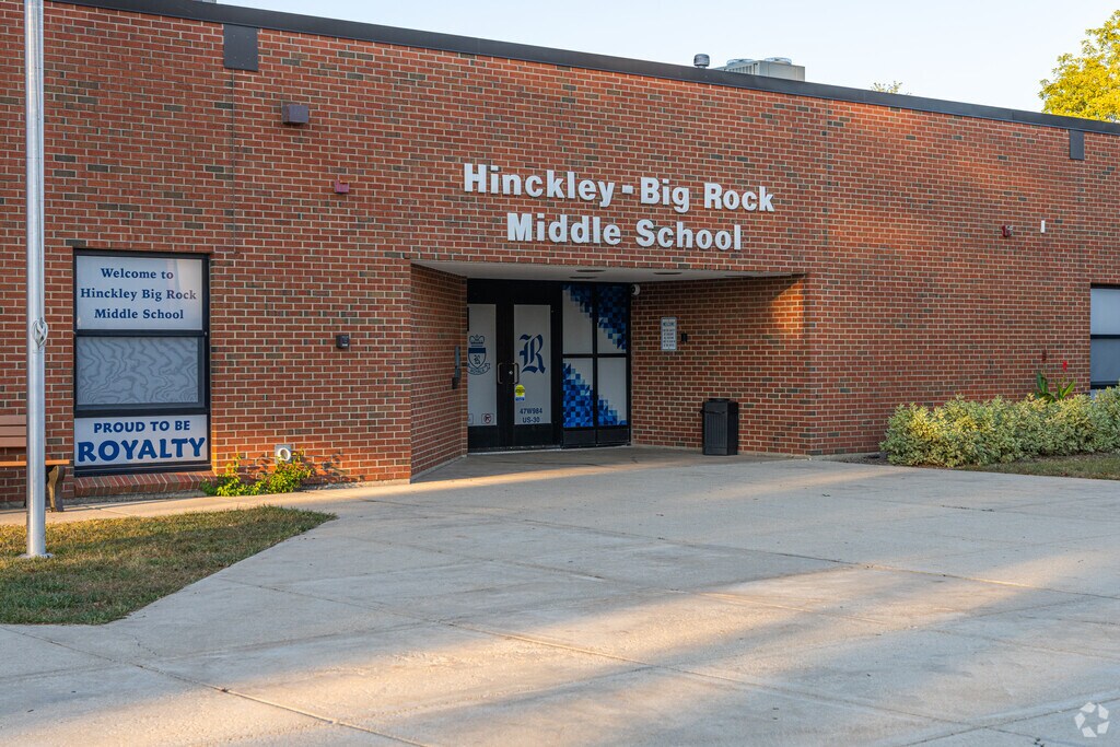 Hinckley-Big Rock Middle School serves grades 6-8 with a student-teacher ratio of 9 to 1.