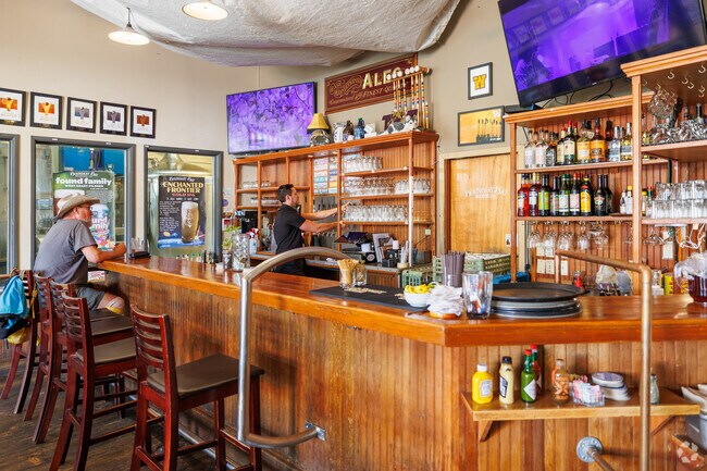 A popular local spot close to Sehome is Boundary Bay Brewery in Downtown Bellingham.