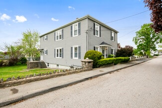 5 Goulart Ave, Bristol, RI 02809