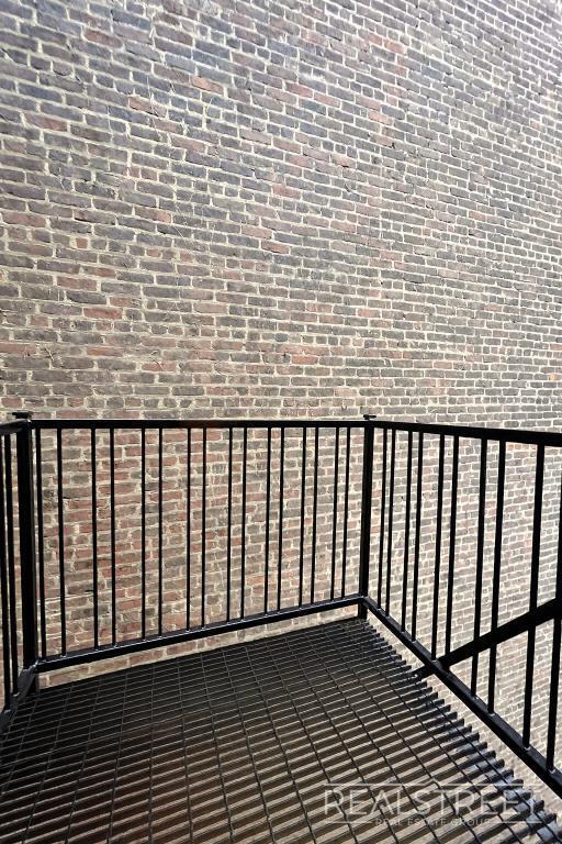 522 Eastern Pkwy, Brooklyn, NY 11225 - photo 7