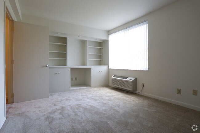 Bethlehem Towers, Bethlehem, PA 18018 - photo 3