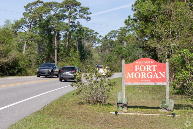 Gulf Highlands is a nature-loving neighborhood in Gulf Shores.