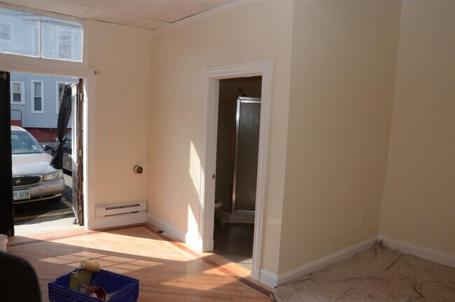 382 Somerville Ave unit R, Somerville, MA 02143 - photo 5