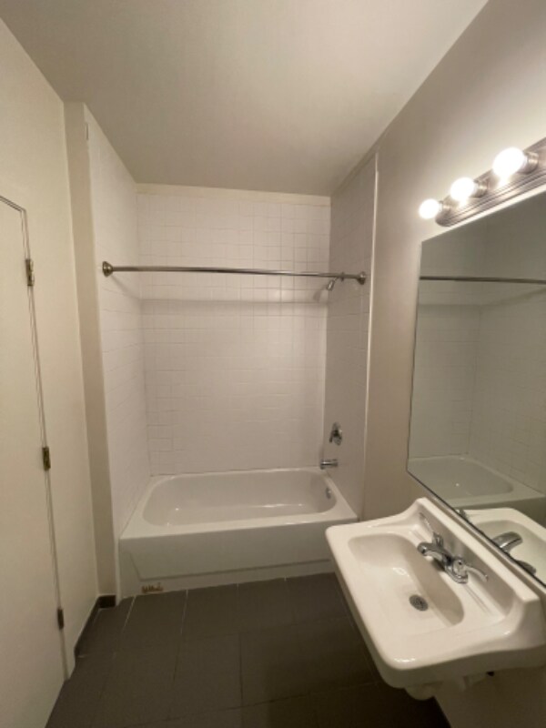 2100 S Marshall Blvd unit 5011, Chicago, IL 60623 - photo 5