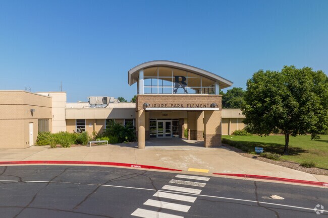 Leisure Park School serves kids K-5th in Broken Arrow.