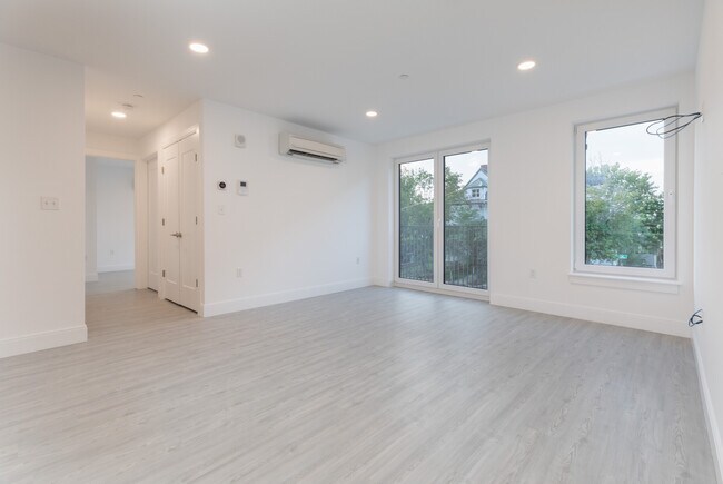 42 N Beacon St unit 304, Boston, MA 02134 - photo 2