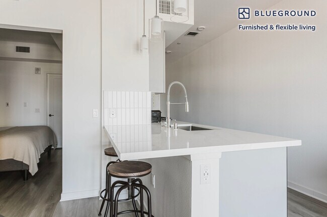 201 The Promenade N unit FL4-ID1262, Long Beach, CA 90802 - photo 7