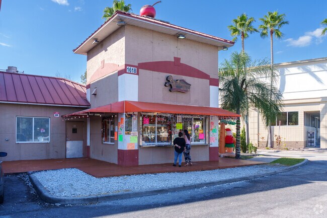 Locals line up to get some tasty at El Primo La Casa De Las Alcapurrias near Lake Toho.