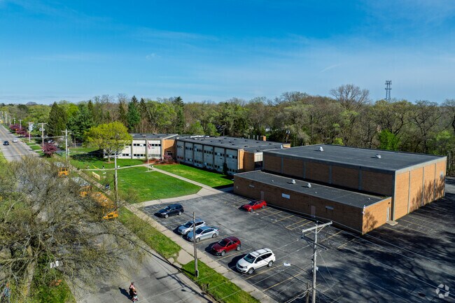 Martin Luther King Jr. Elementary School has a C- academic rating on Niche.com.