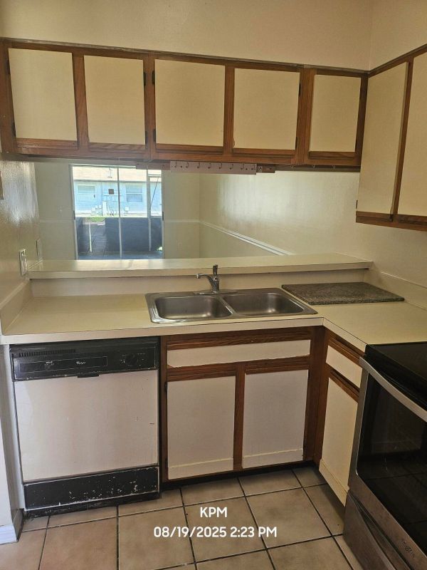 1305 Rosewood Villa Ln, West Palm Beach, FL 33417