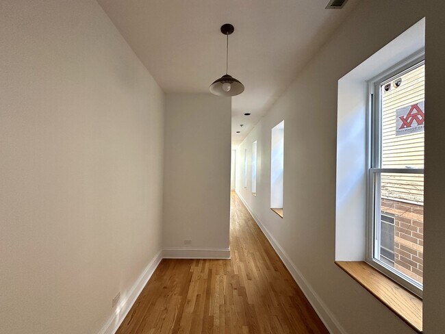 1358 N Bosworth Ave unit G04C, Chicago, IL 60642 - photo 6