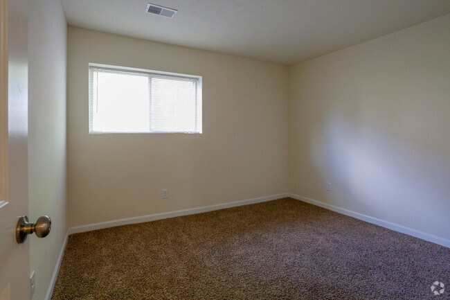 Bridges of Pine Creek, Dayton, OH 45406 - photo 6