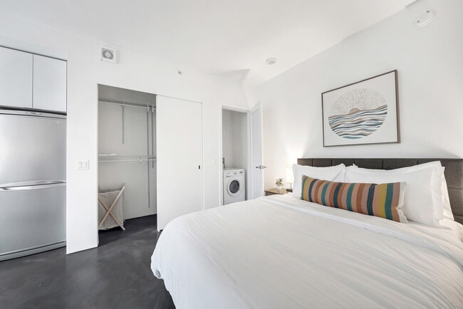 18 10th St unit FL6-ID278460P, San Francisco, CA 94103 - photo 3