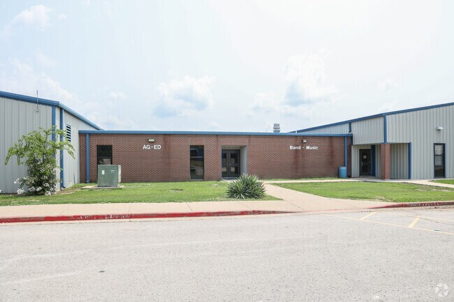 Sequoyah Middle School has dedicated facilities for music and agriculture education.