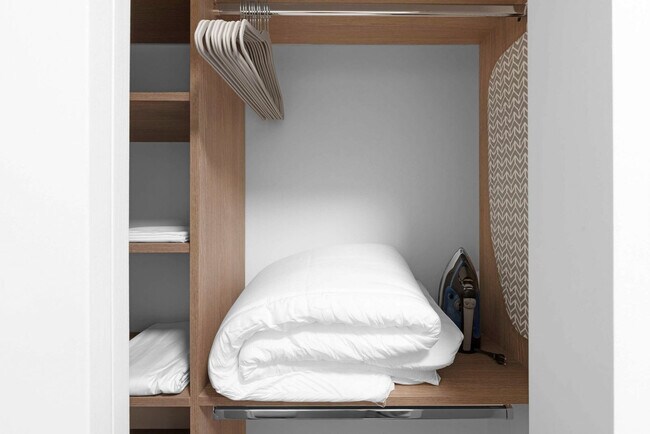 7144 Byron Ave unit ID1341334P, Miami Beach, FL 33141 - photo 4