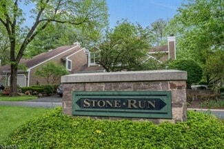 2 Stone Run Rd, Bedminster, NJ 07921