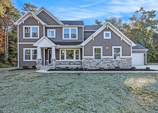 5804 Boxthorn Trail, Kalamazoo, MI 49009