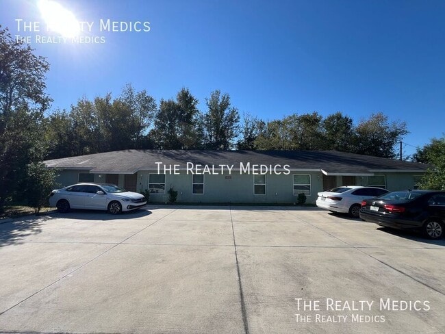 106 Walnut Dr, Ocala, FL 34480 - photo 3