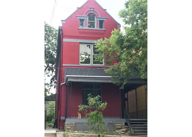 3216 Bishop St unit 3216-01, Cincinnati, OH 45220 - photo 3