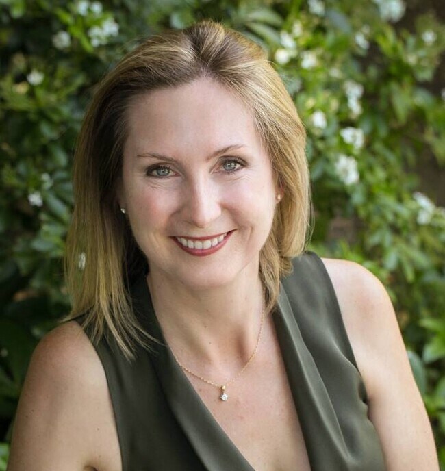 Sarah Arnold